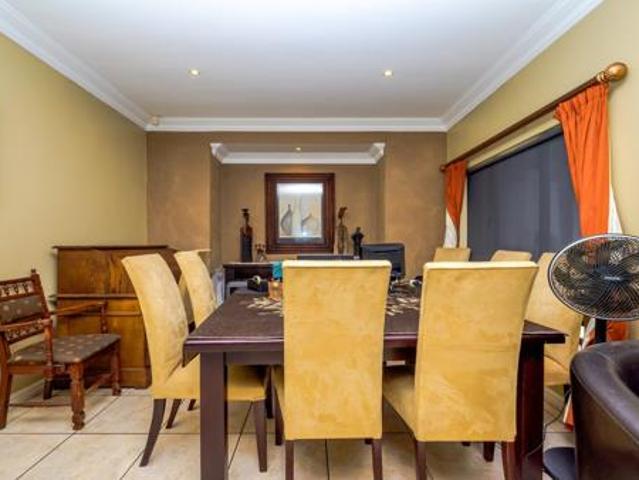 3 Bedroom House in Umhlali Golf and Country Estate