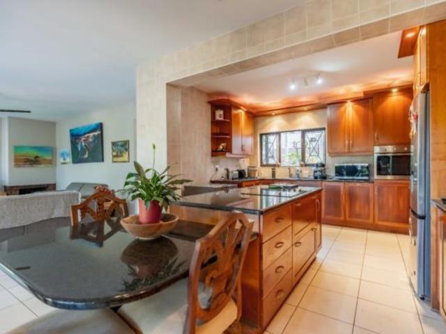 3 Bedroom House in Umhlanga Rocks