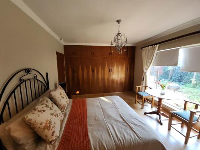 3 Bedroom House in Universitas