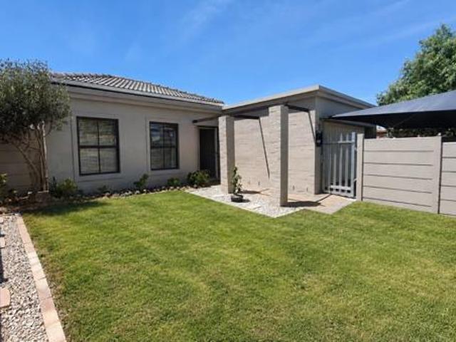 3 Bedroom House in Uitzicht