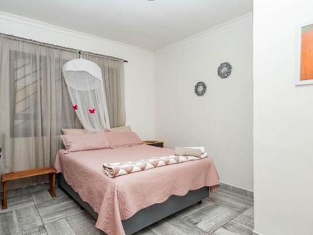 3 Bedroom House in Uitzicht