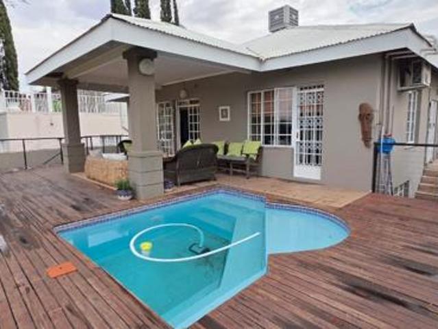 3 Bedroom House in Upington Central