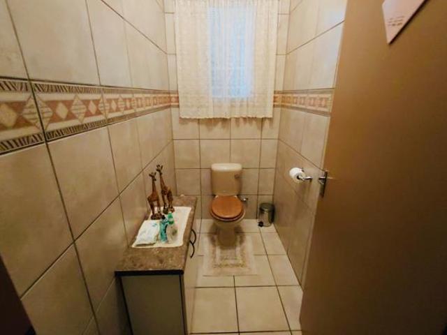 3 Bedroom House in Upington Central