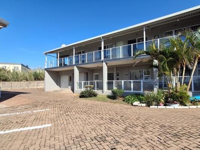 3 Bedroom House in Uvongo Beach