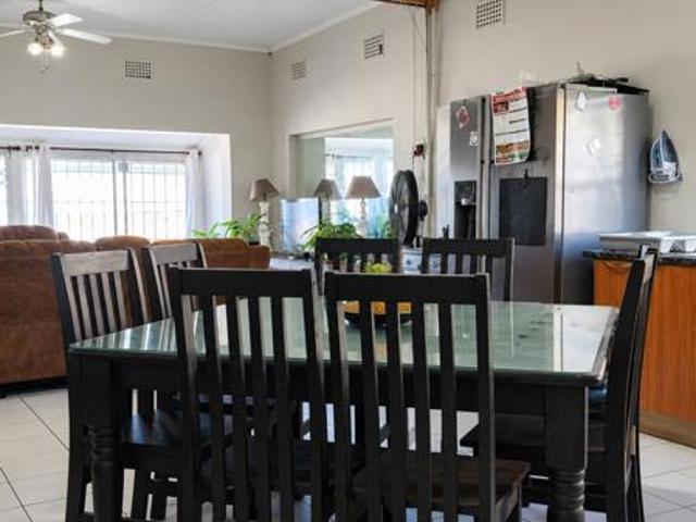 3 Bedroom House in Uvongo