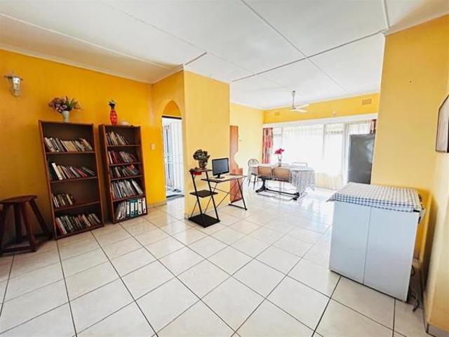 3 Bedroom House in Uvongo Beach