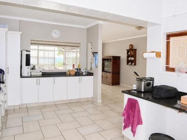 3 Bedroom House in Uvongo