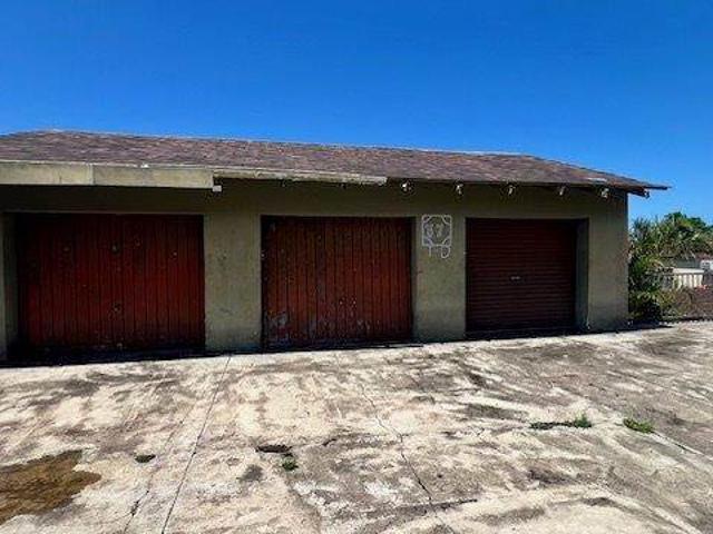 3 Bedroom House in Uvongo
