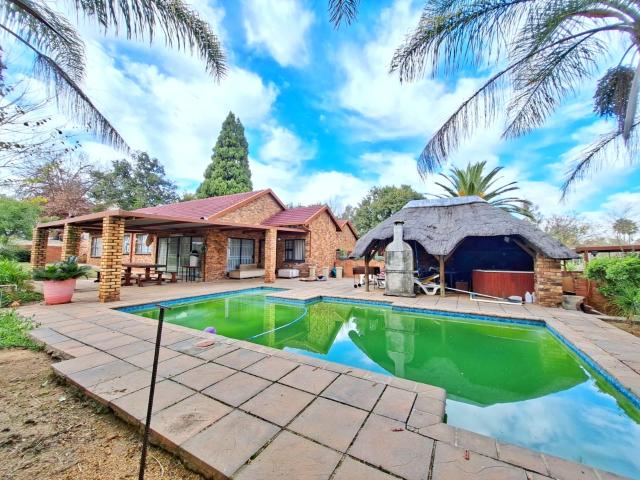 3 Bedroom House in Vorna Valley