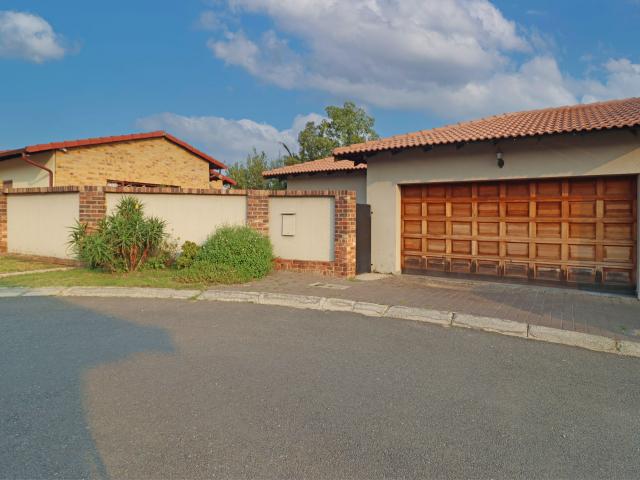 3 Bedroom House in Vorna Valley