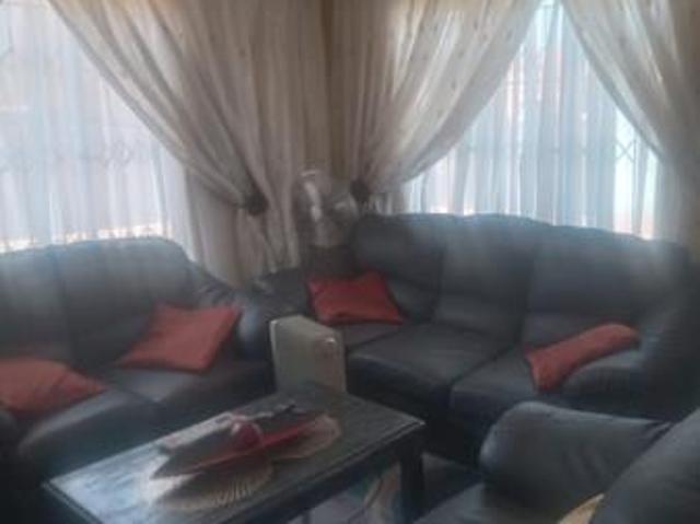 3 Bedroom House in Vosloorus
