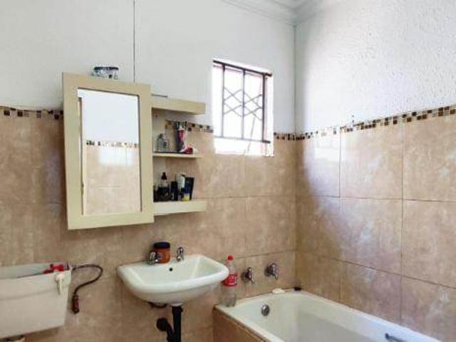 3 Bedroom House in Vosloorus