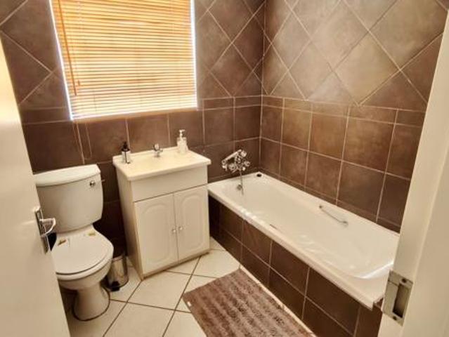 3 Bedroom House in Vaal Marina