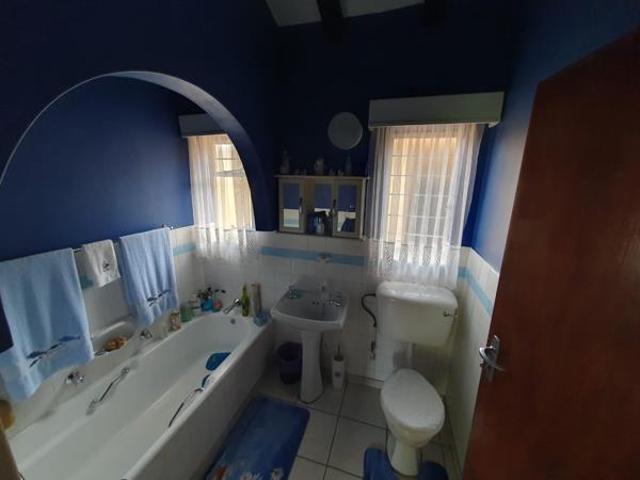 3 Bedroom House in Vaal Park