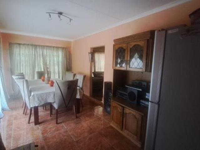 3 Bedroom House in Vaalpark
