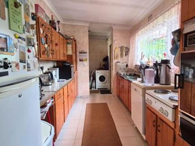 3 Bedroom House in Valhalla