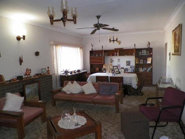 3 Bedroom House in Valhalla