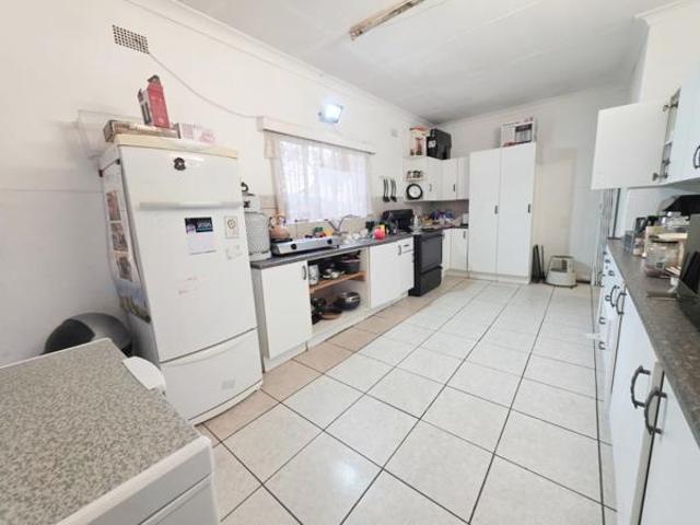 3 Bedroom House in Valhalla