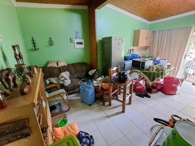 3 Bedroom House in Valhalla