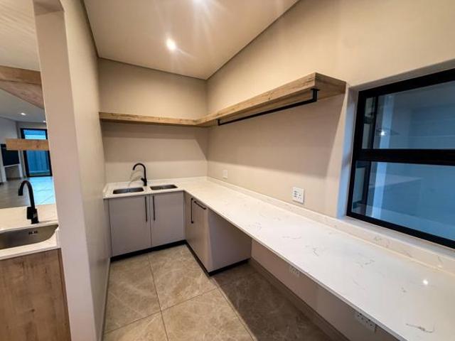 3 Bedroom House in Van Der Hoff Park