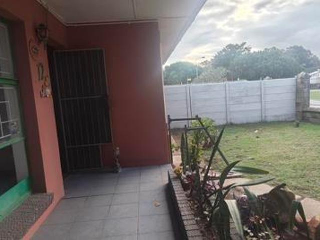 3 Bedroom House in Van Der Stel