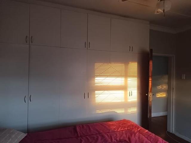 3 Bedroom House in Van Riebeeck Heights