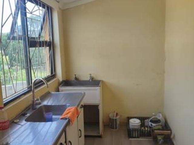 3 Bedroom House in Van Riebeeck Heights