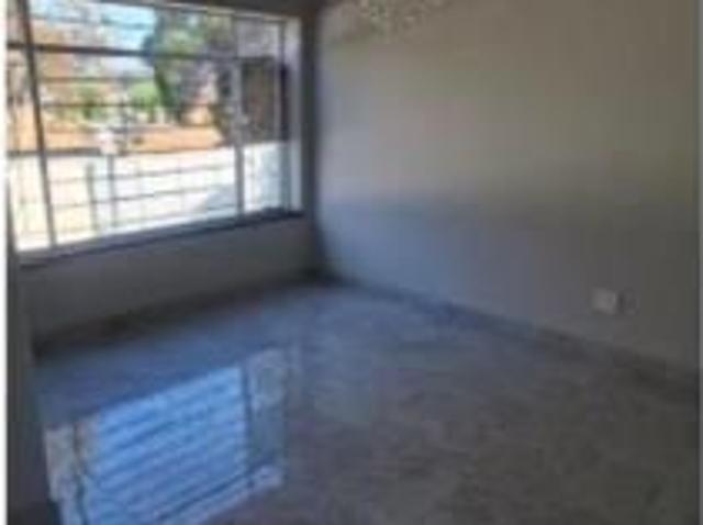 3 Bedroom House in Van Riebeeck Park