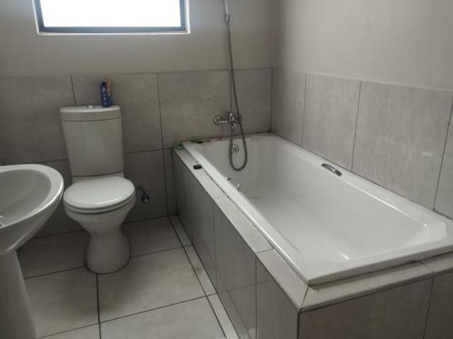 3 Bedroom House in Vanderbijlpark CE7
