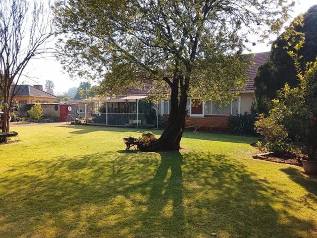 3 Bedroom House in Vanderbijlpark CE1