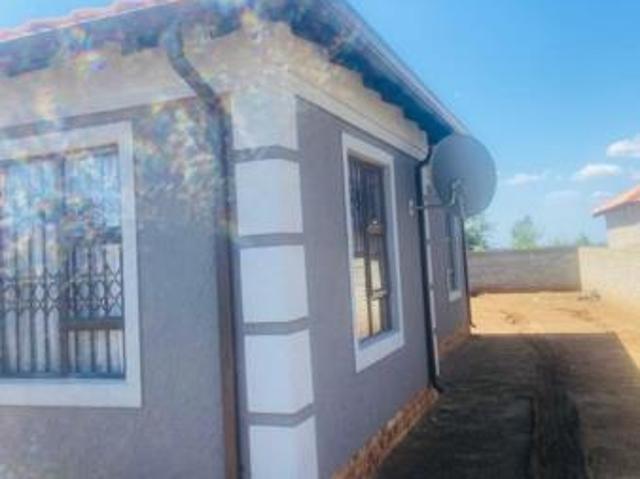 3 Bedroom House in Vanderbijlpark CE3