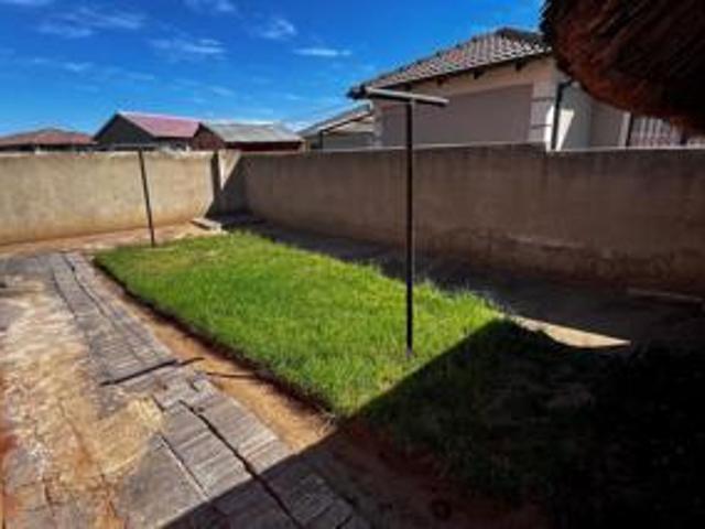 3 Bedroom House in Vanderbijlpark CE3