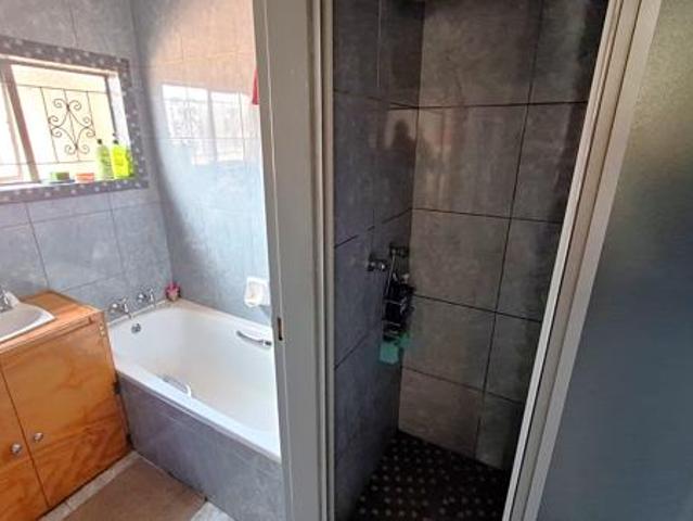 3 Bedroom House in Vanderbijlpark CE