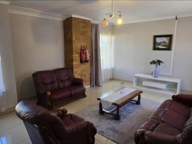 3 Bedroom House in Vanderbijlpark Central