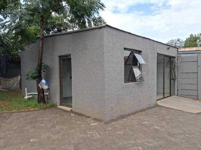 3 Bedroom House in Vanderbijlpark CW6