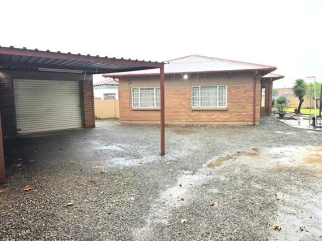 3 Bedroom House in Vanderbijlpark CW6