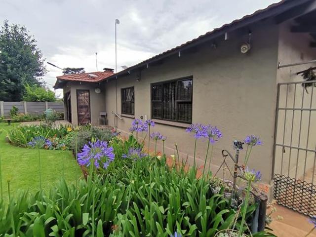 3 Bedroom House in Vanderbijlpark CW1