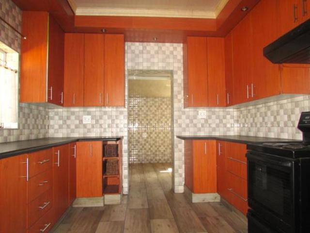 3 Bedroom House in Vanderbijlpark CW3