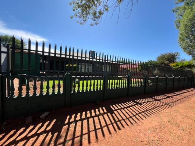 3 Bedroom House in Vanderbijlpark CW