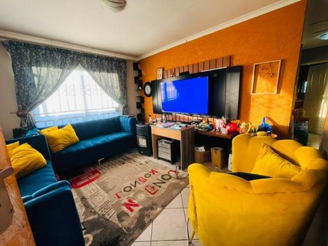 3 Bedroom House in Vanderbijlpark SE4
