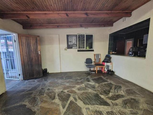 3 Bedroom House in Vanderbijlpark SE6