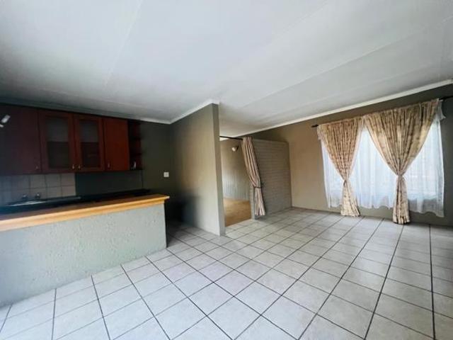 3 Bedroom House in Vanderbijlpark SE1