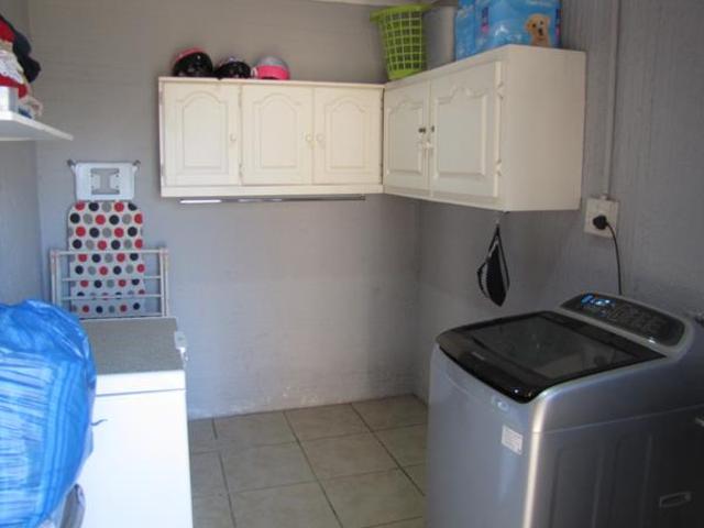 3 Bedroom House in Vanderbijlpark SE1