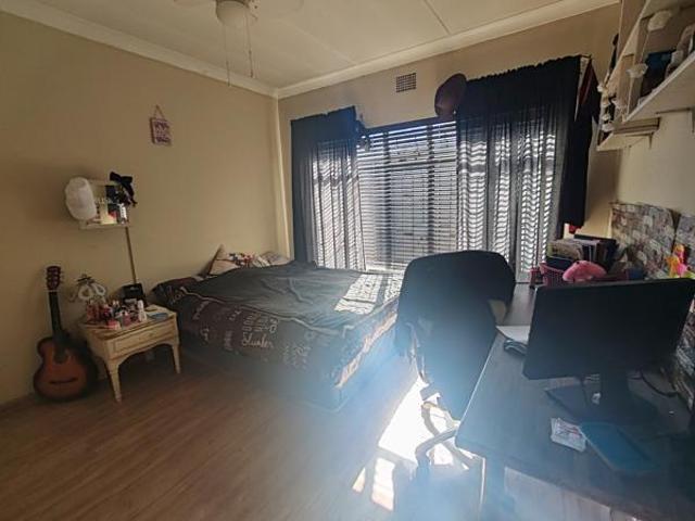 3 Bedroom House in Vanderbijlpark SE1