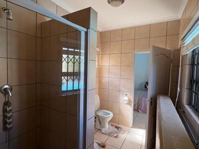 3 Bedroom House in Vanderbijlpark SE2