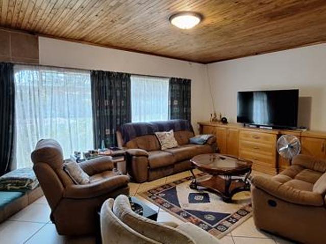 3 Bedroom House in Vanderbijlpark SE2