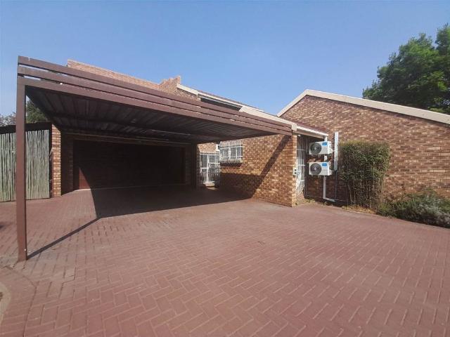 3 Bedroom House in Vanderbijlpark SE3