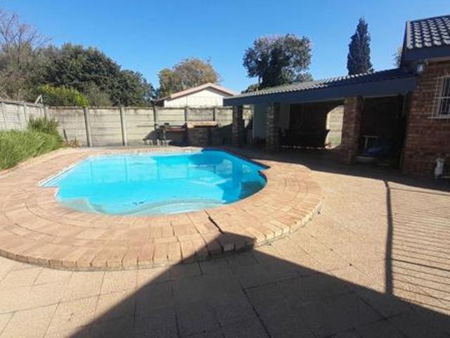 3 Bedroom House in Vanderbijlpark SE