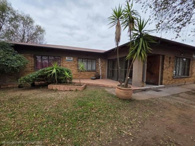 3 Bedroom House in Vanderbijlpark SE1
