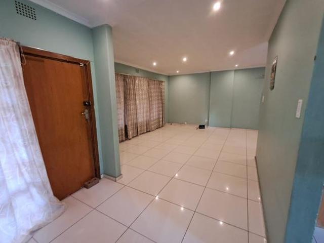 3 Bedroom House in Vanderbijlpark SE
